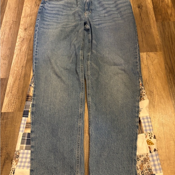 Dynamite Blue Flare Jeans with Patchwork Detail - Picture 5 of 6